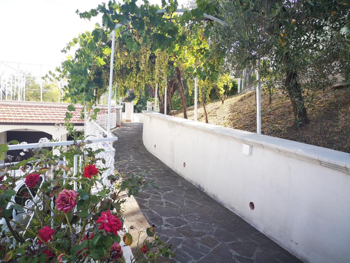 Villa Margherita San Giovanni Teatino Bagian luar foto