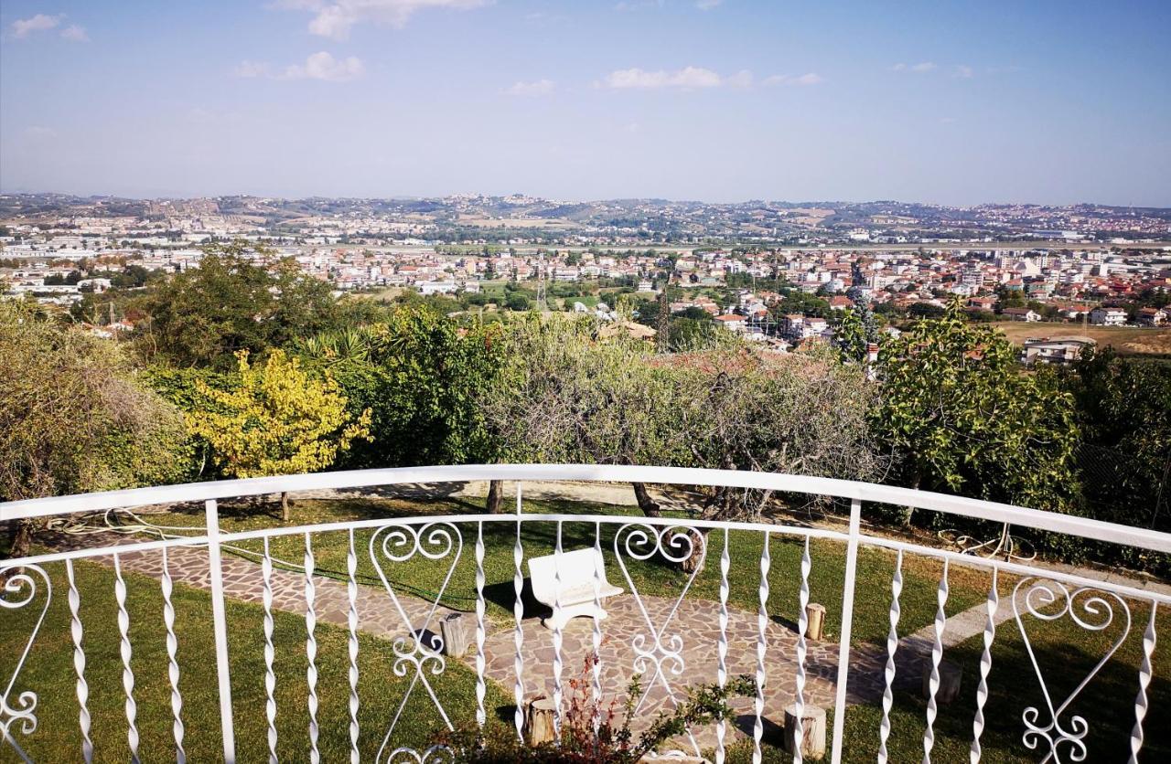 Villa Margherita San Giovanni Teatino Bagian luar foto
